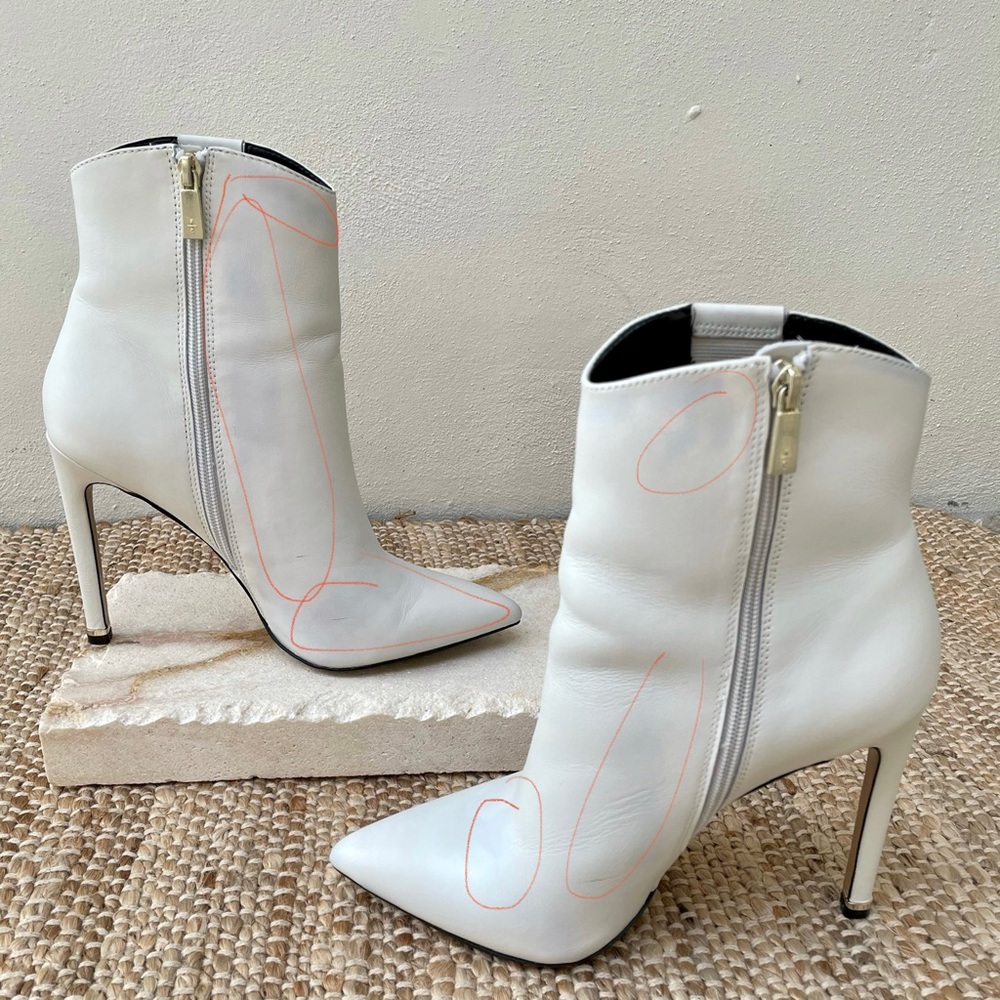 KENNETH COLE Riley 110 Western Booties White - Picture 13 of 15